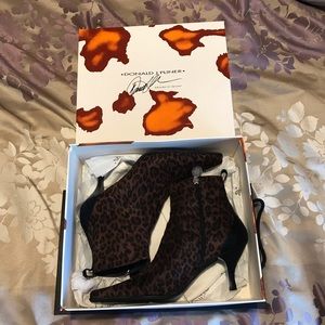 Donald Pliner suede leopard print ankle boots